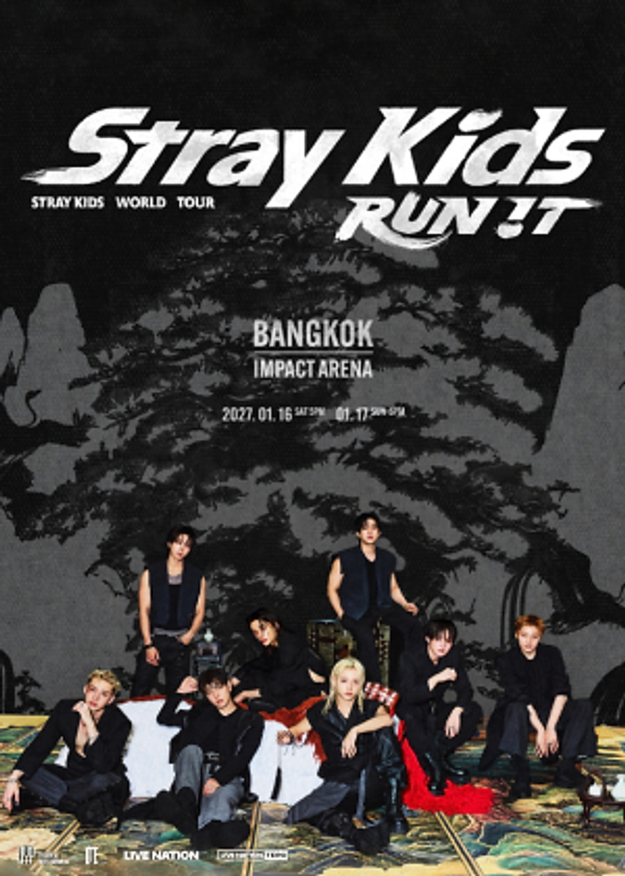 Poster STRAY KIDS WORLD TOUR < RUN IT BANGKOK >